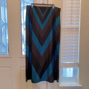 ECI NY chevron maxi skirt size XL